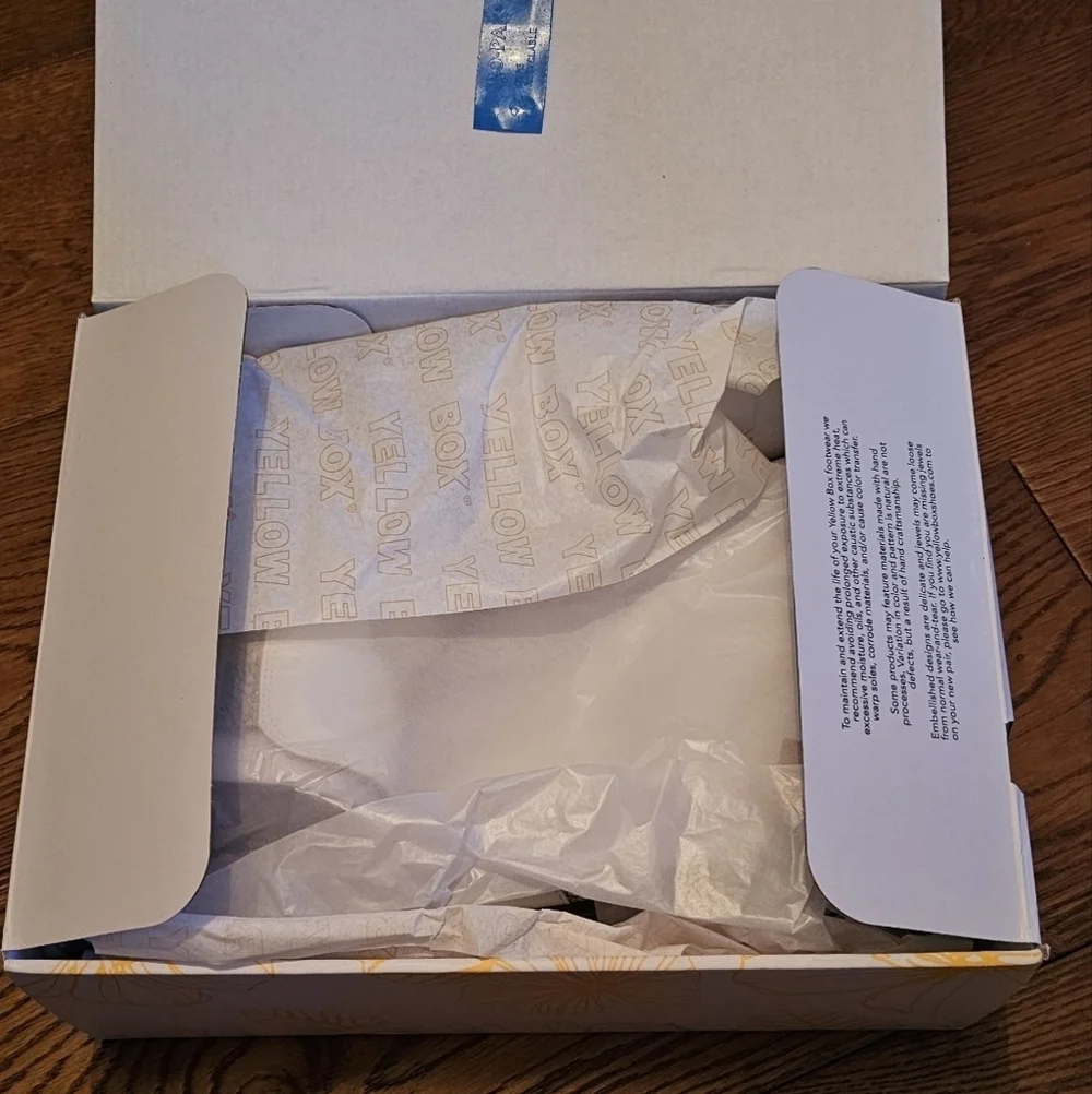 Brand New Yellowbox Ivory Western Cowgirl Boots – Size 7.5 | Willis Style